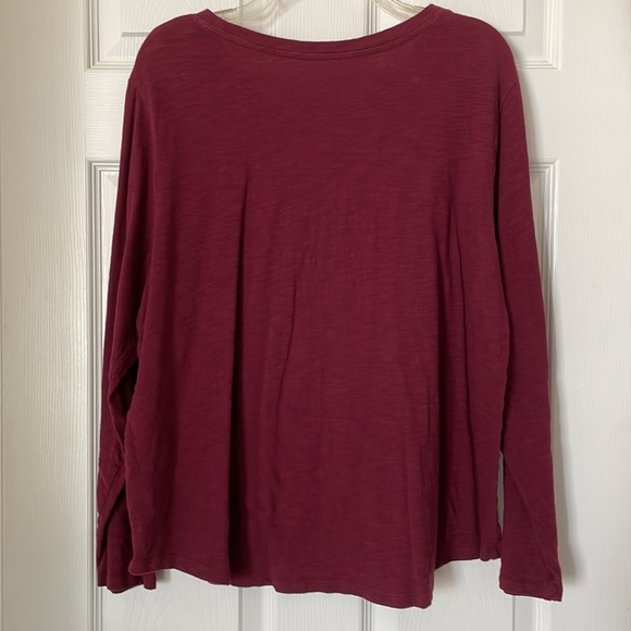 Old Navy EveryWear Wine color Long Sleeve Slub Knit Tee - Picture 2 of 3